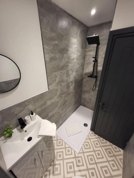 Beautiful Flat On Breck Road Διαμέρισμα Λίβερπουλ Εξωτερικό φωτογραφία